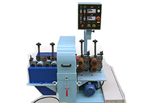 ALT SELFCENTERING automatic feed for straight and taper parts max 100 mm.  diameter and adjustable feed with  Inverter